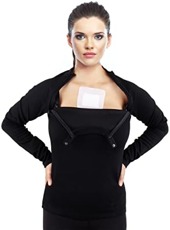 MandMcares cancer patient clothing showing integrated privacy snap buttons on the zipper closure mechanism