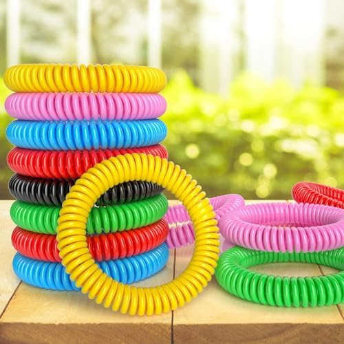 Close up of adjustable DEET-free BugBand insect repellent band