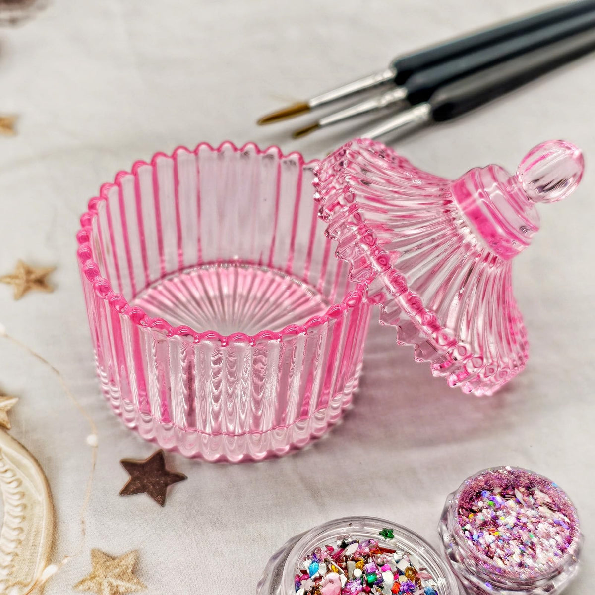 Guxacu glass jar used for nail art storage
