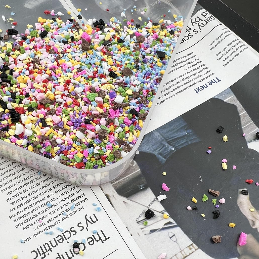 Crafting materials including Daiyifiy fake sprinkles for phone cases