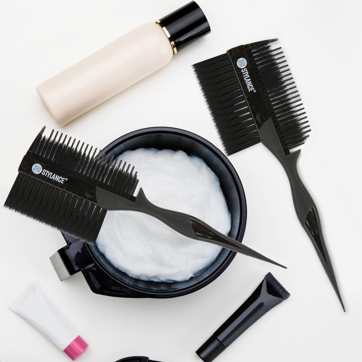 Hair stylist tools for balayage highlights and root touch up