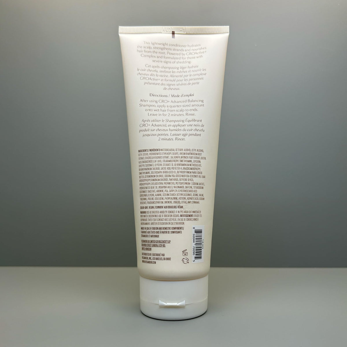 Vegamour Gro Plus Advanced Balancing Conditioner texture and consistency