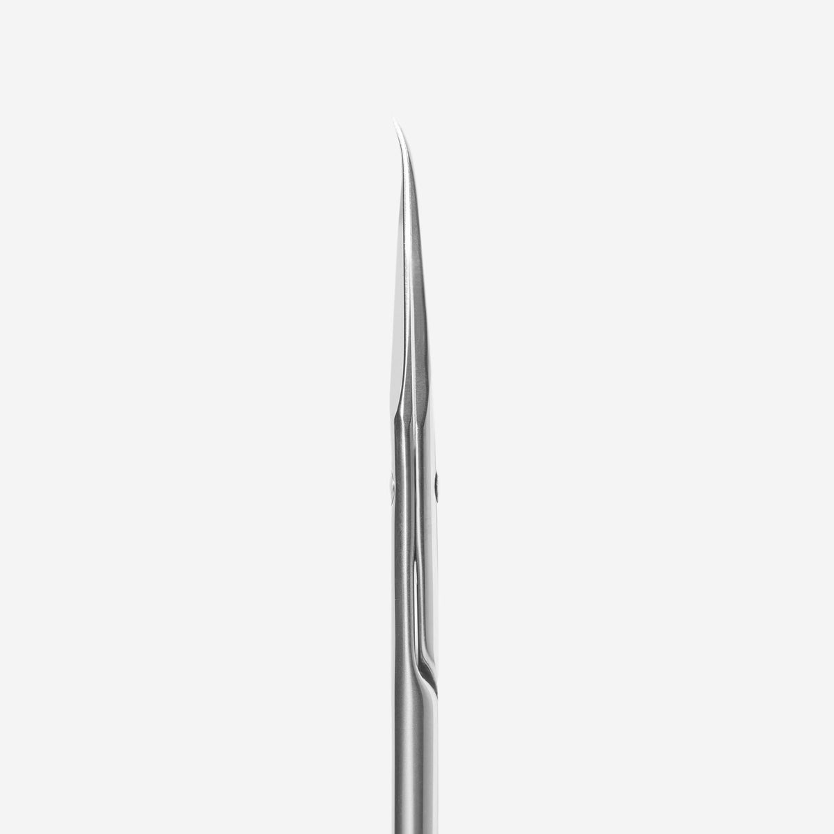Staleks professional cuticle scissors highlighting the 25 mm tapered thin blade design.