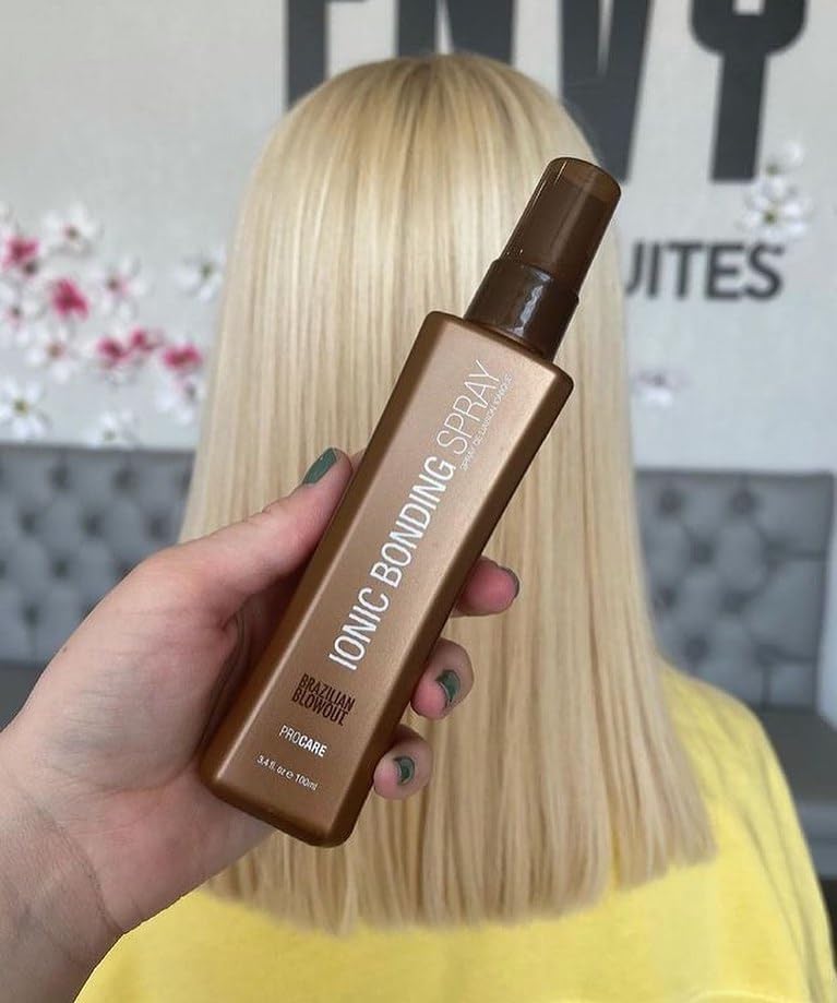Lightweight residue free Brazilian Blowout hair protectant spray bottle showing fluid ounce details