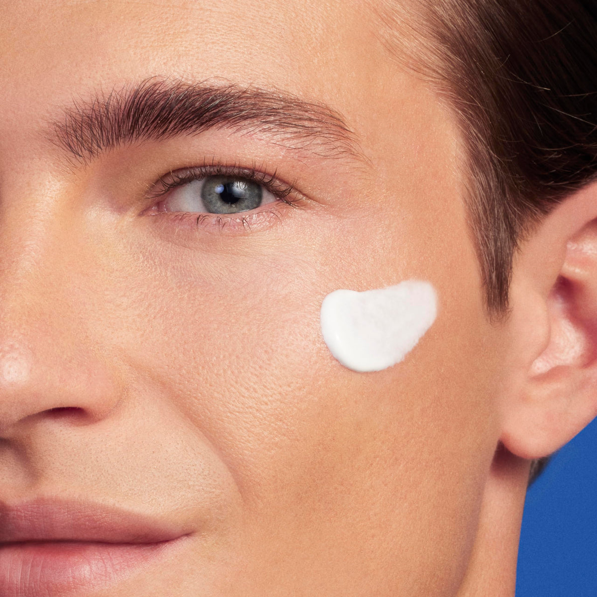 Biotherm basics line mens aftershave cream texture showing non greasy lightweight formula